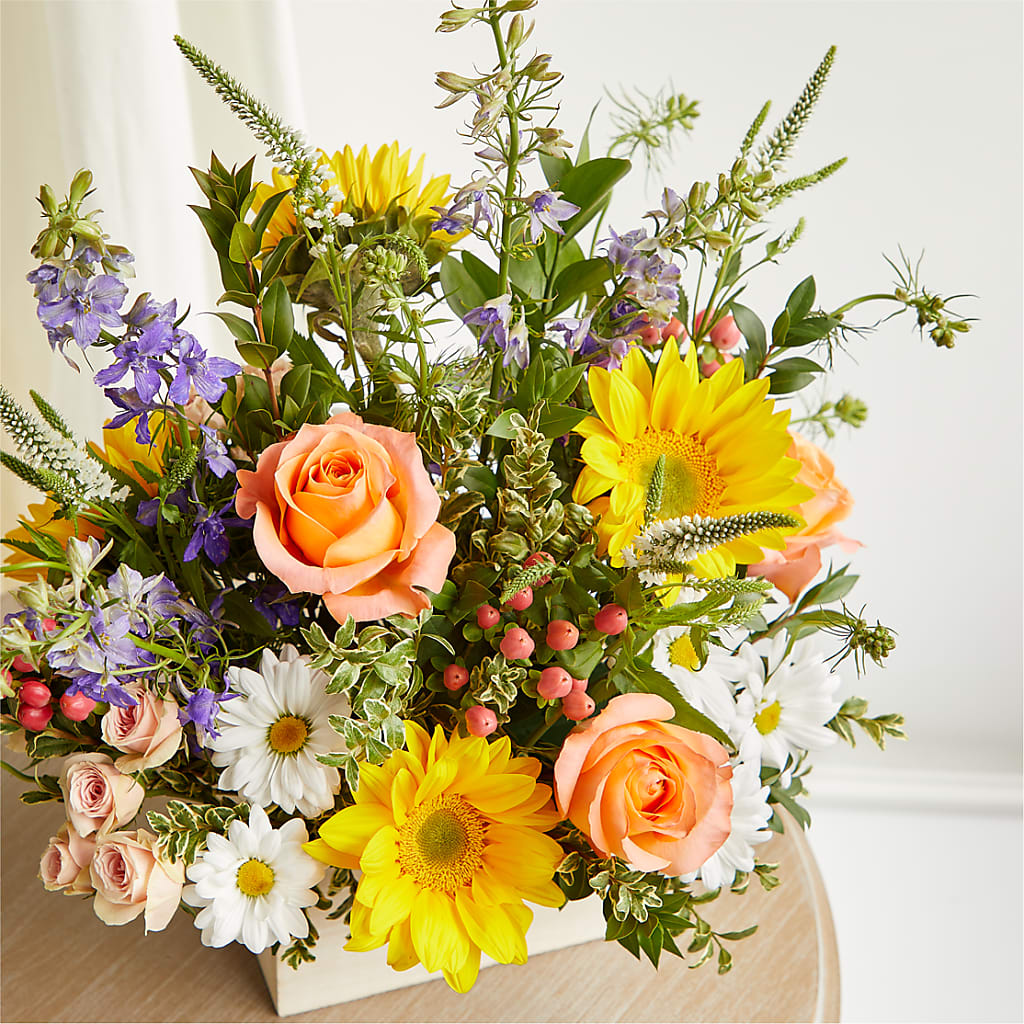 The Good Life Bouquet –  Cb Florist, Canton MI