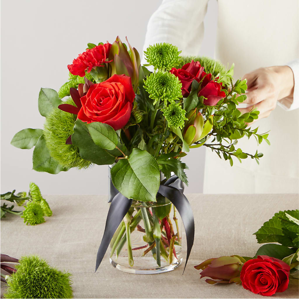 Heritage Kindle – A Florist Original –  Cb Florist, Canton MI
