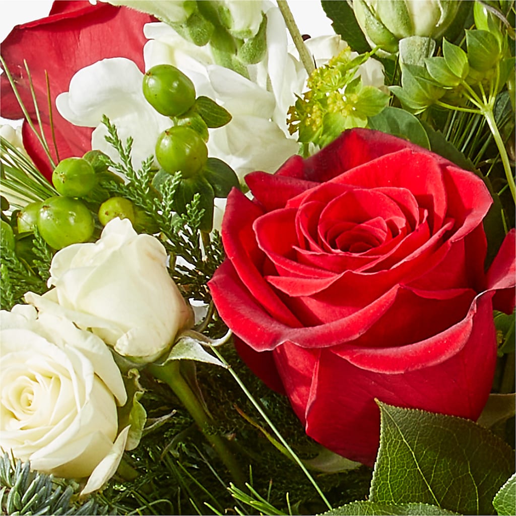 Deck the Halls Bouquet –  Cb Florist, Canton MI