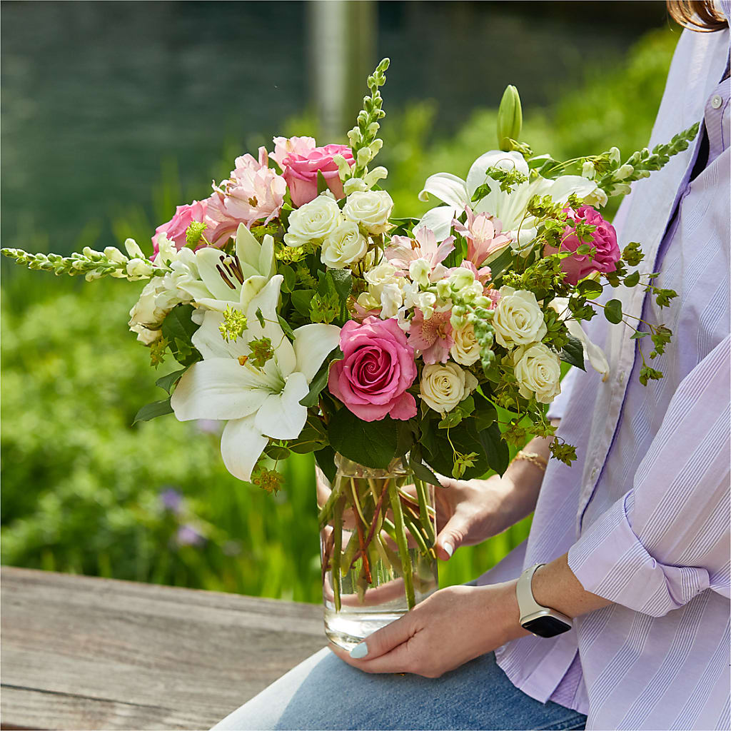 Fondly Bouquet –  Cb Florist, Canton MI